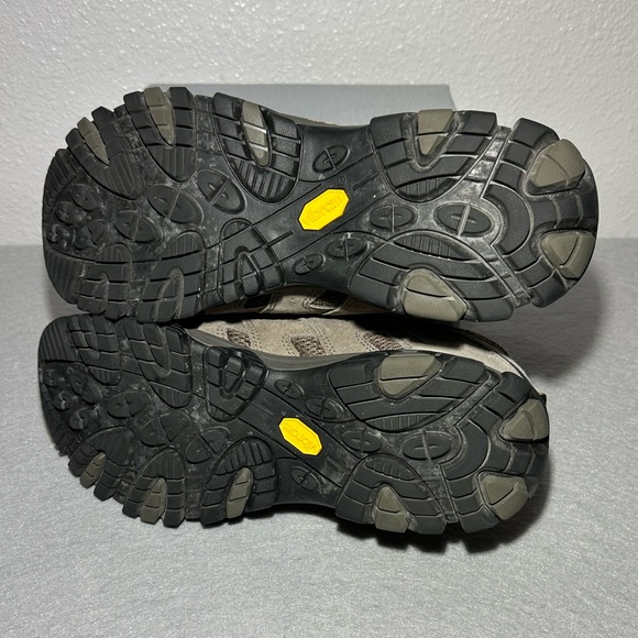 Merrell Men's Moab 3 Low Vent Hiking Shoes - Picture 10 of 12